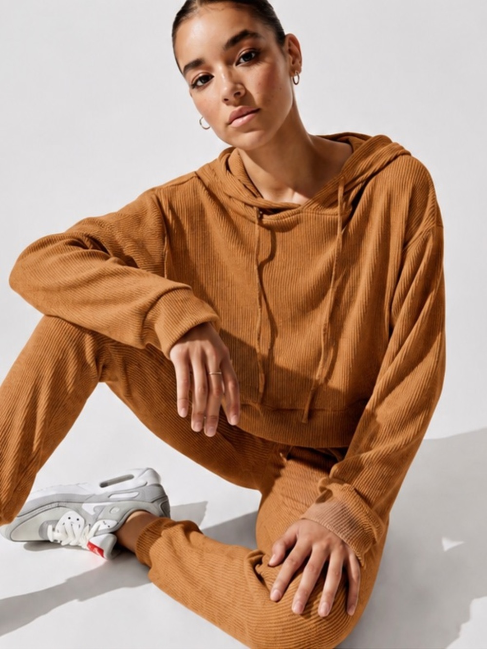 Carbon38 Brushed Ribbed Cropped Hoodie in Rust Gold Brown
